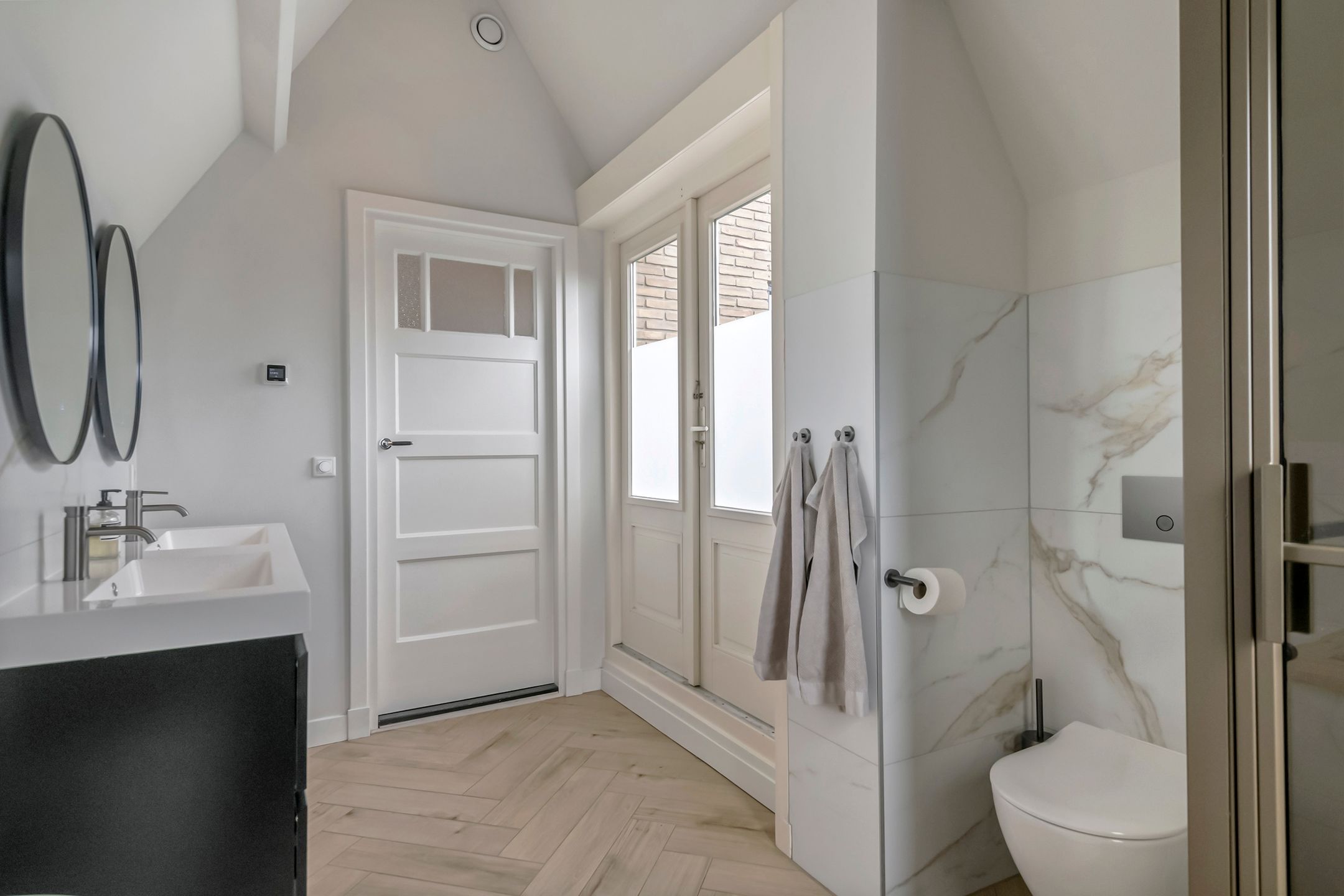 Foto 27 van Burgemeester von Geusauweg 9