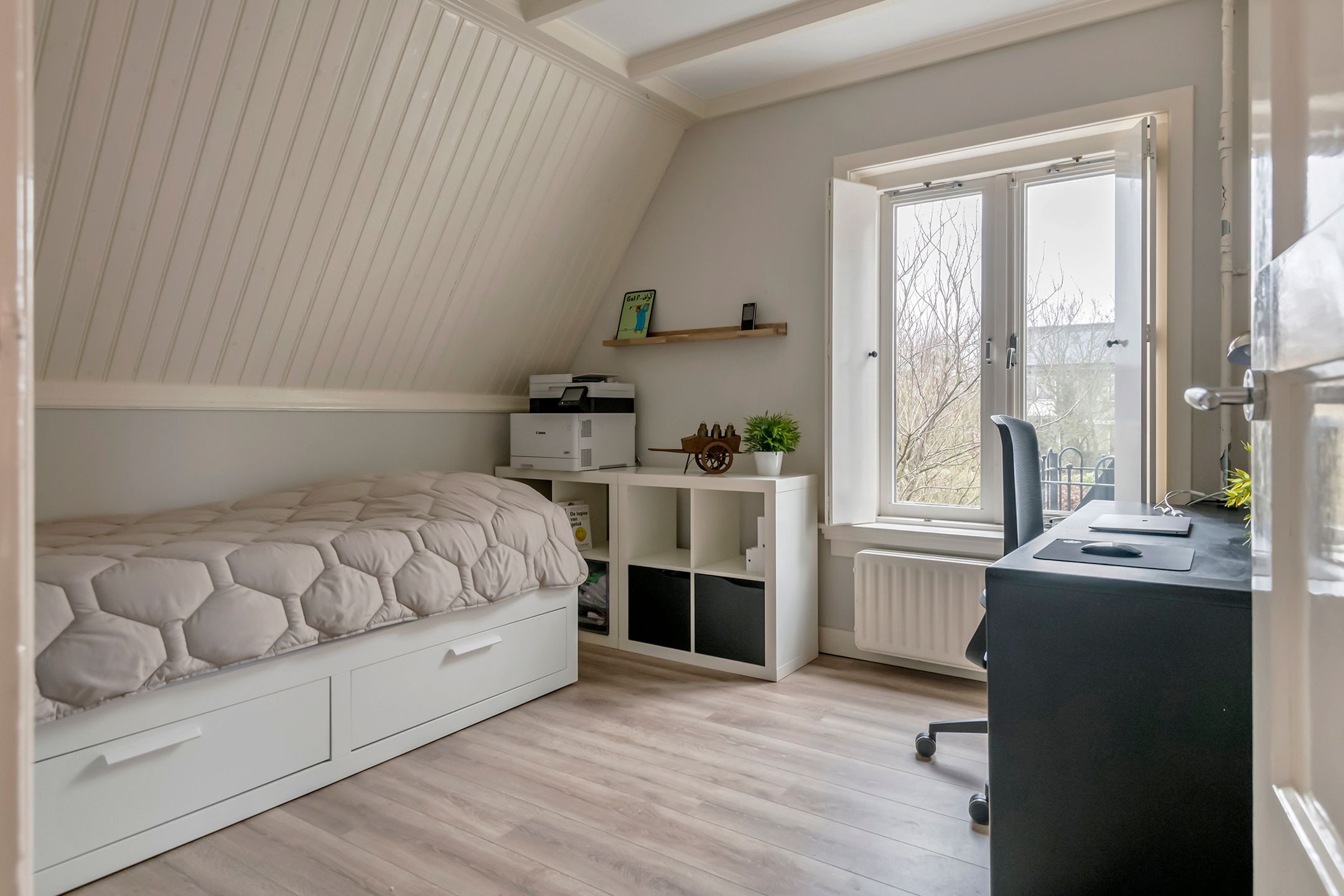 Foto 30 van Burgemeester von Geusauweg 9