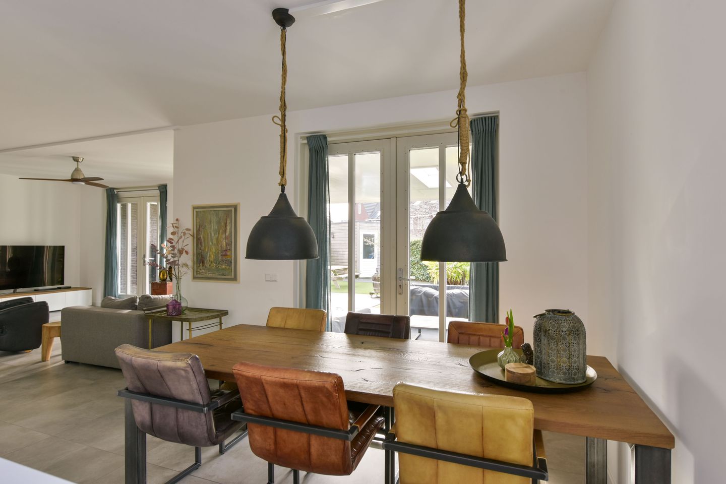 Photo 14 of Regenboog 38