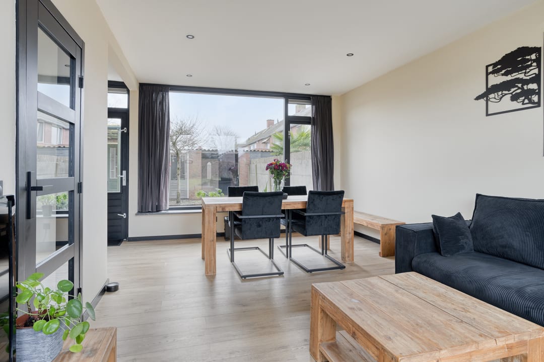 Foto 11 van Paus Joanneslaan 6