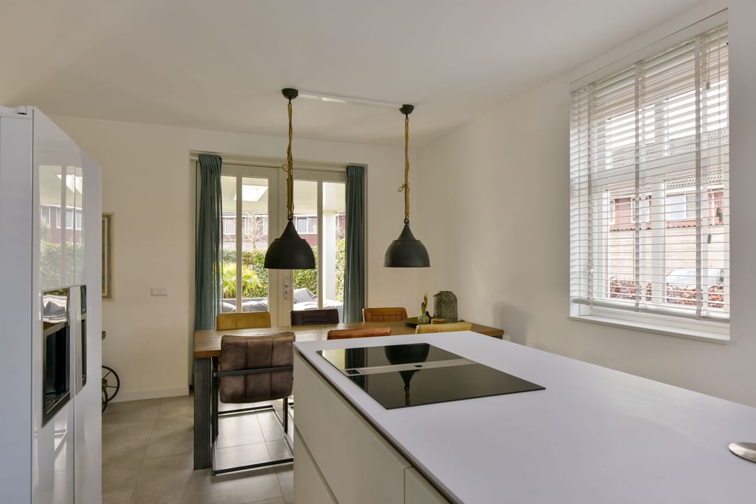 Photo 16 of Regenboog 38