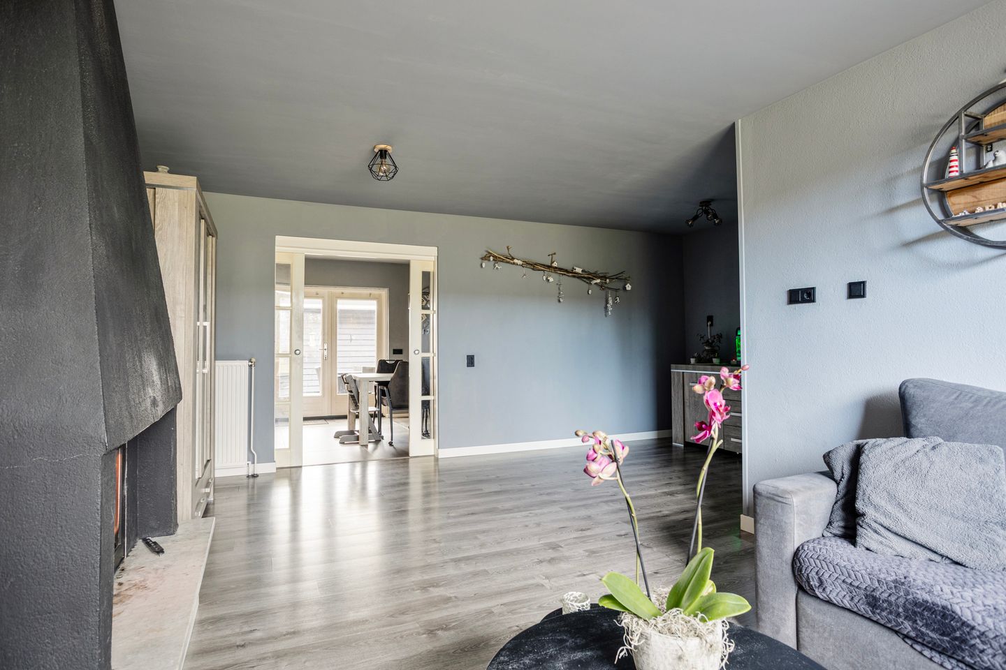 Foto 5 van Dokter J. Veldhuijzen van Zantenstraat 54