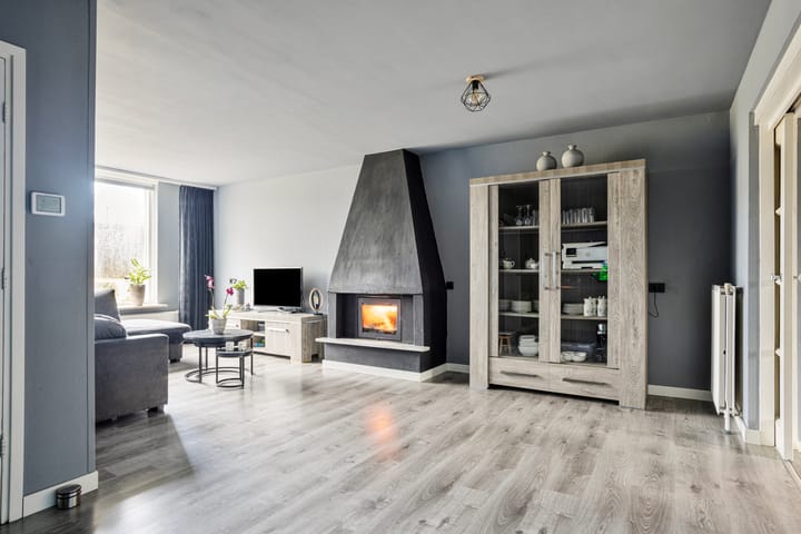 Photo 6 of Dokter J. Veldhuijzen van Zantenstraat 54