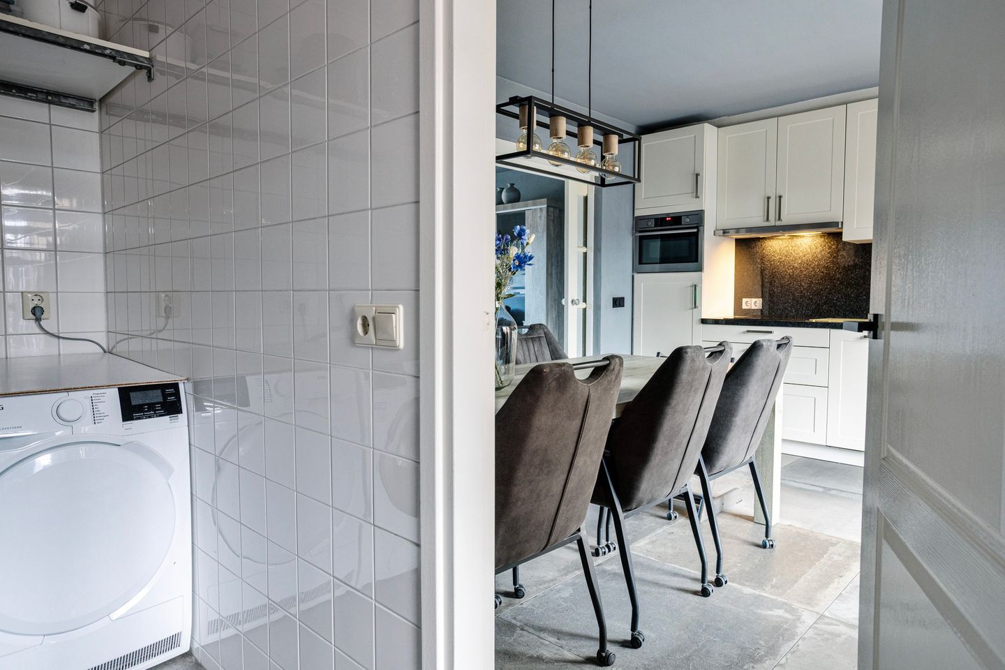 Foto 14 van Dokter J. Veldhuijzen van Zantenstraat 54