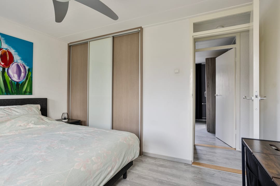 Foto 17 van Dokter J. Veldhuijzen van Zantenstraat 54