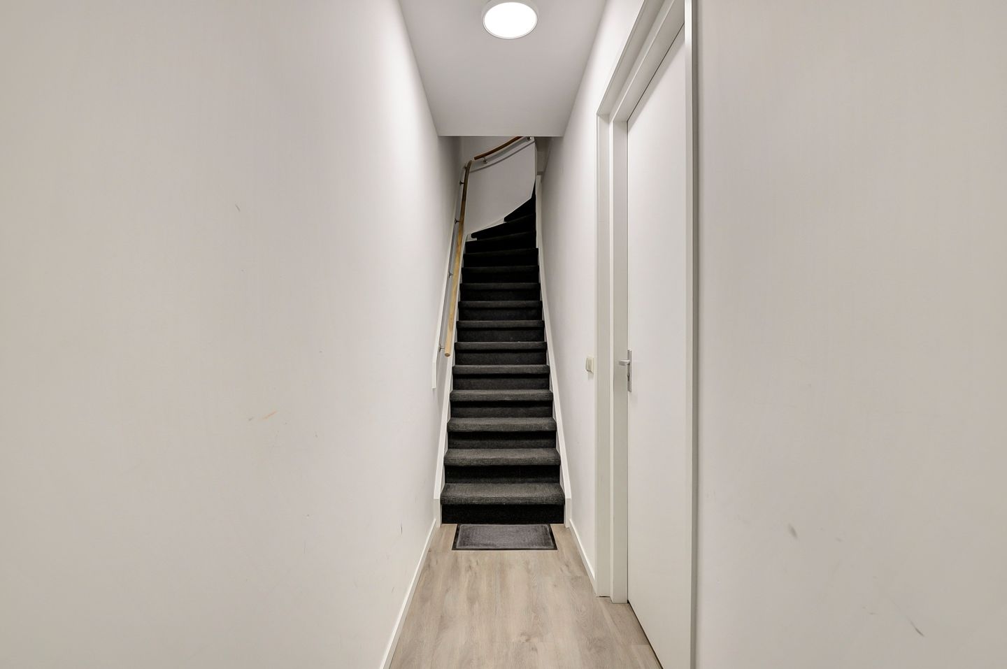 Photo 4 of Molstraat 46-C