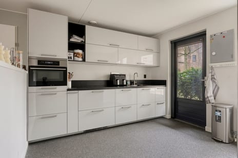 Infirmerie 15 secondary image