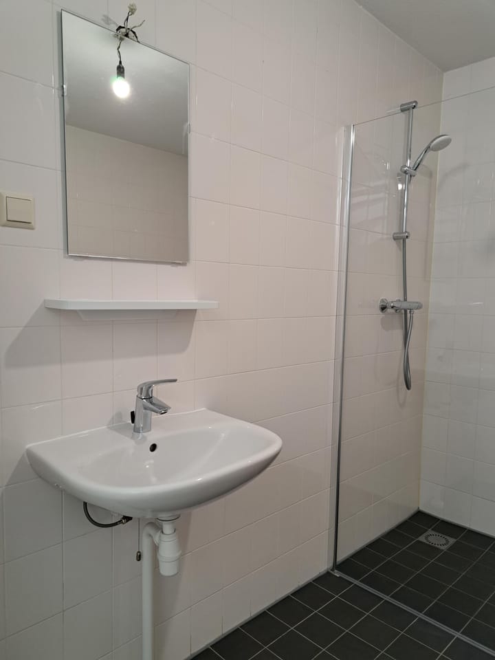 Foto 24 van Mattenbiesstraat 54