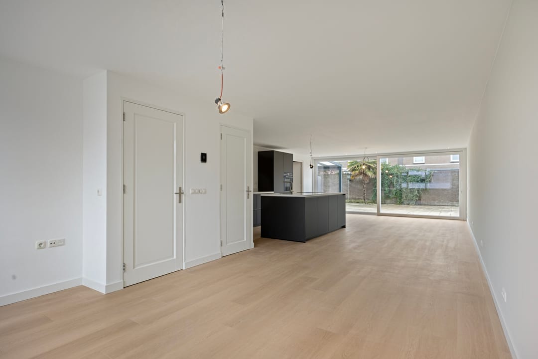 Foto 2 van Luchtenburg 10