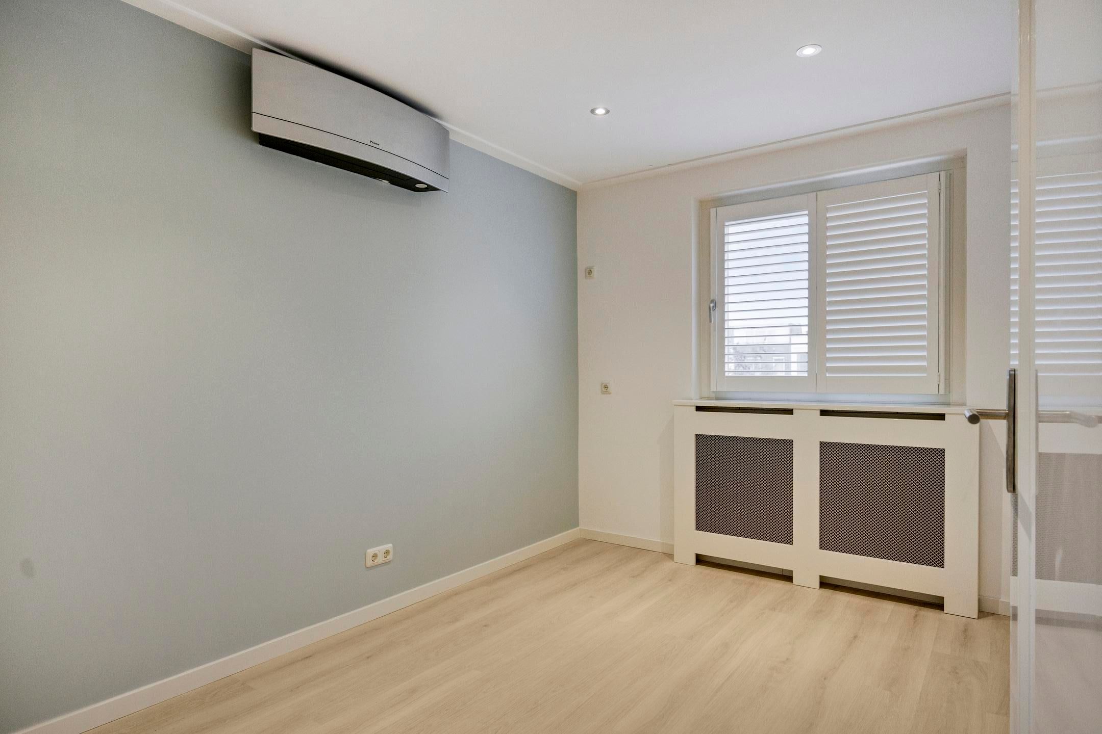 Foto 12 van Luchtenburg 10