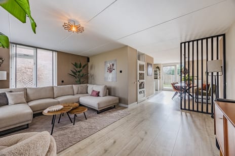 Perwijs 41 secondary image