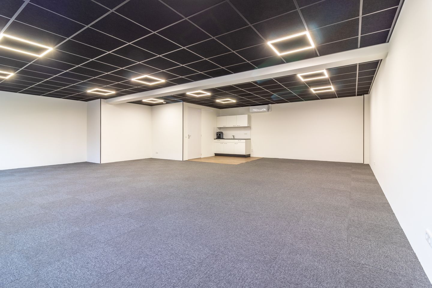 Bekijk foto 4 van Koningsweg 36-09