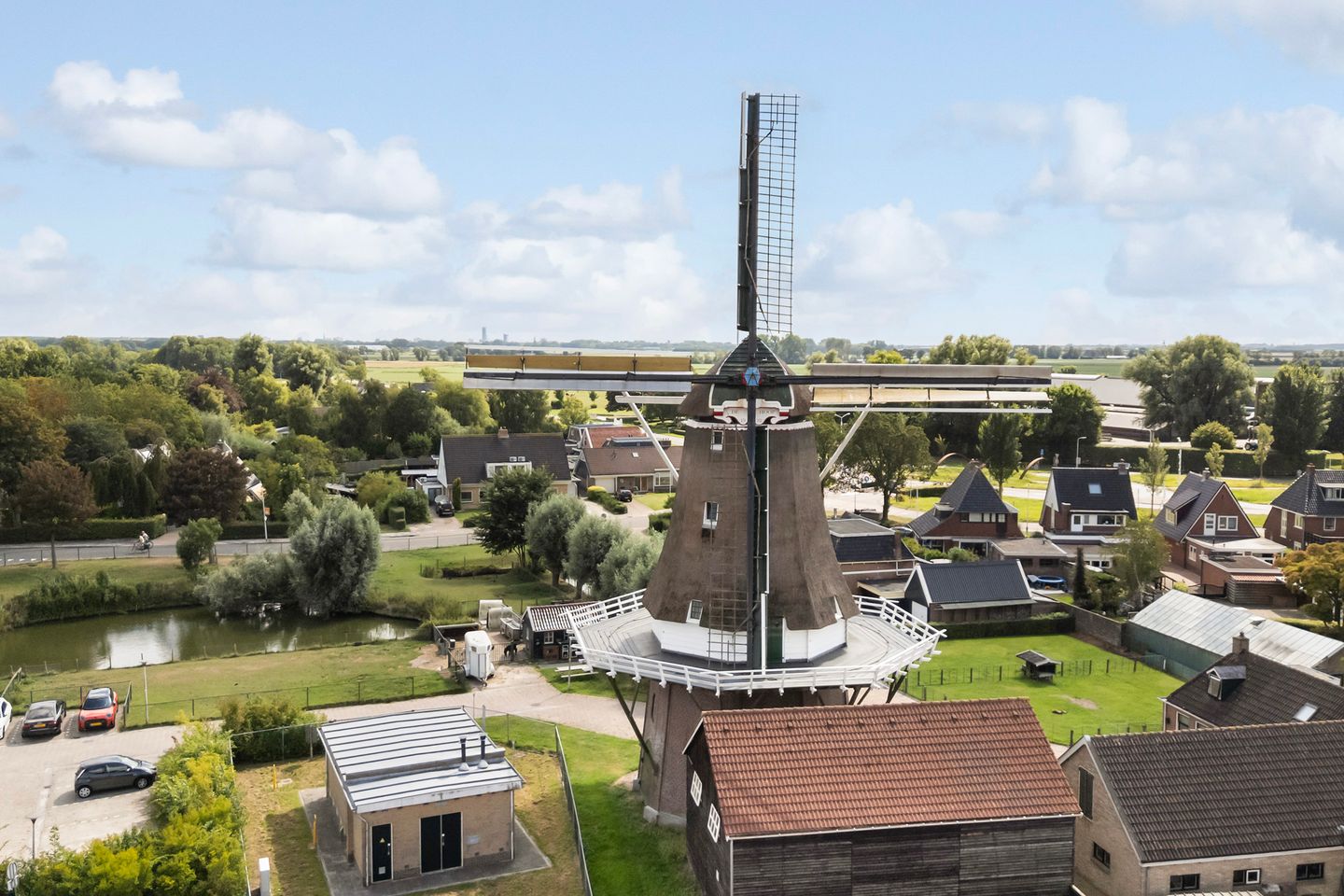 Photo 40 of Uniawei 39