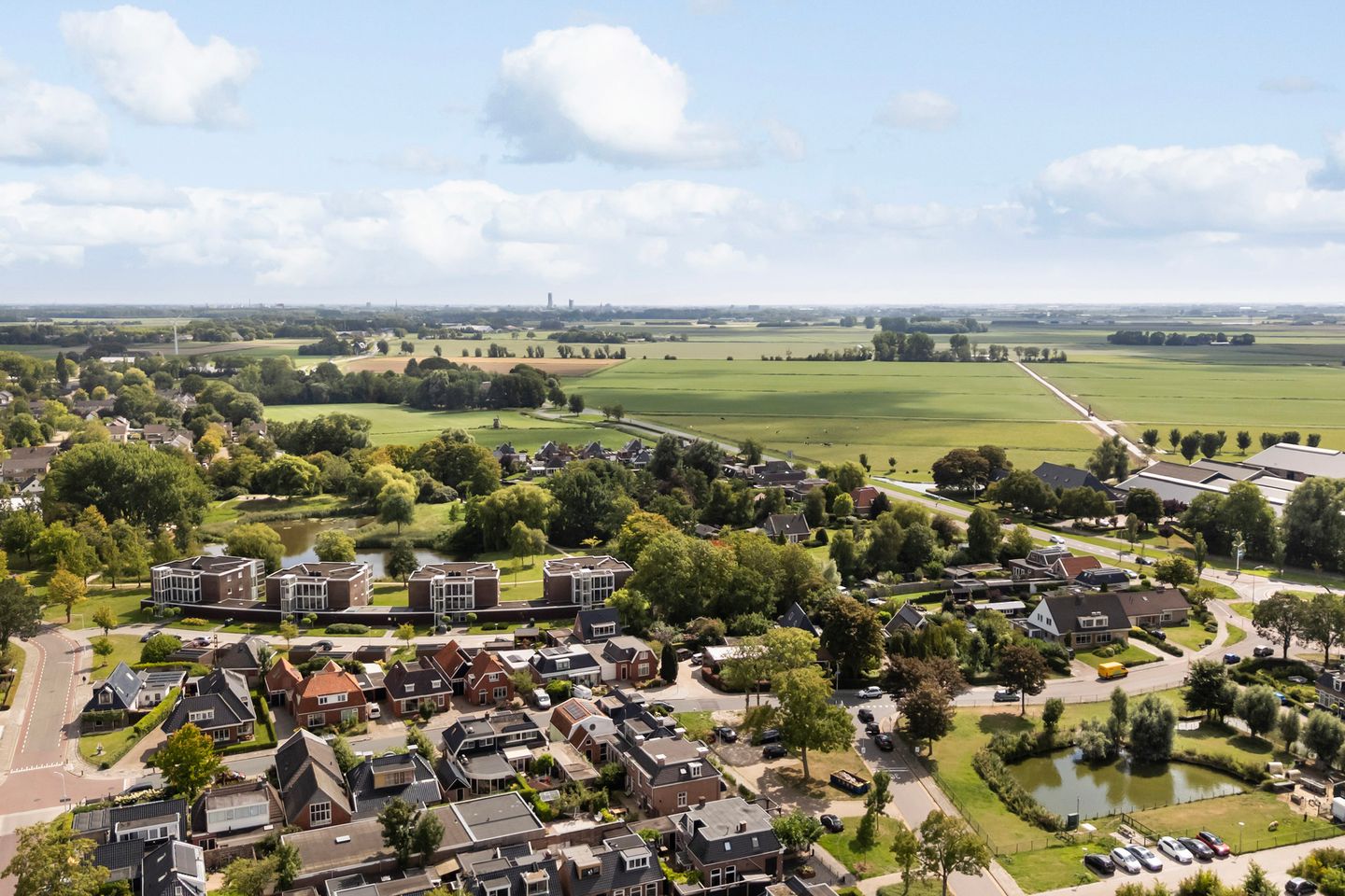 Photo 49 of Uniawei 39