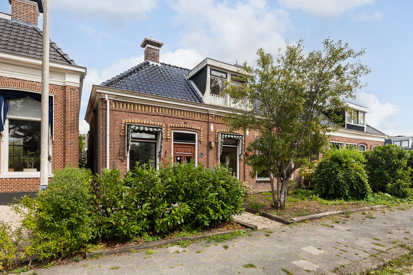 Photo 55 of Uniawei 39