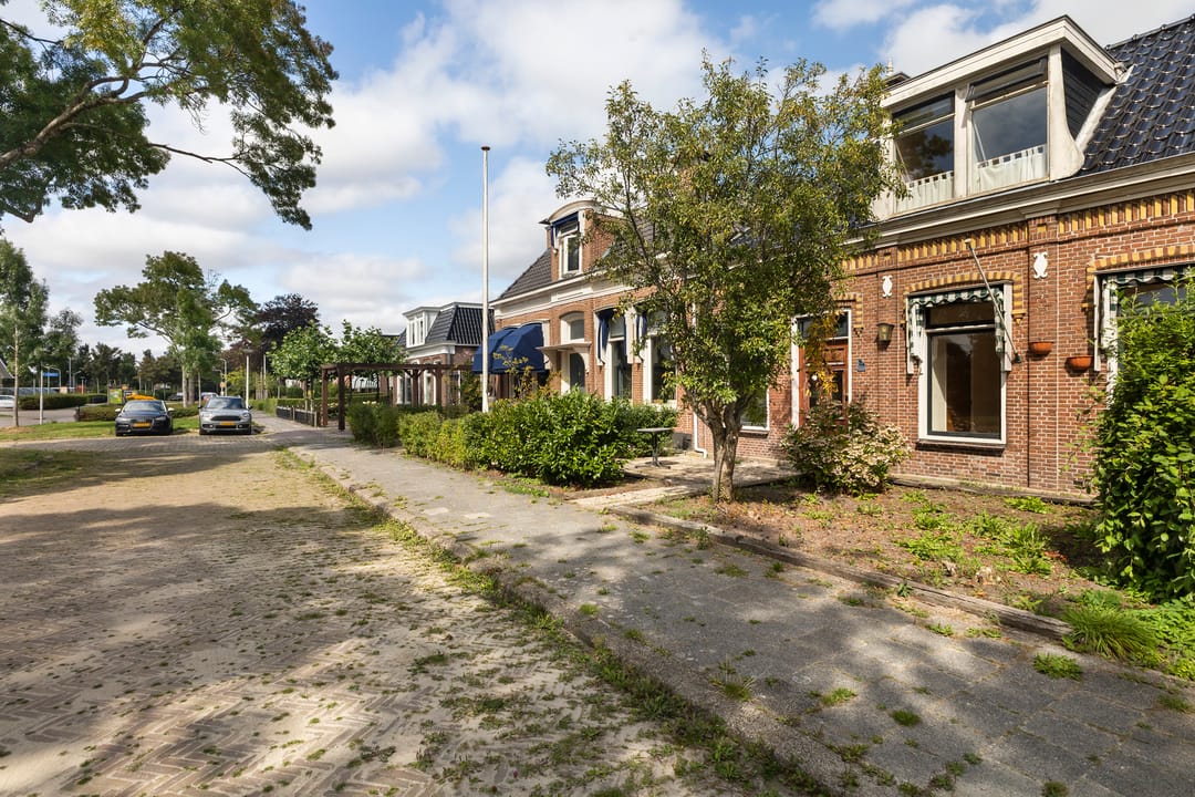 Photo 56 of Uniawei 39