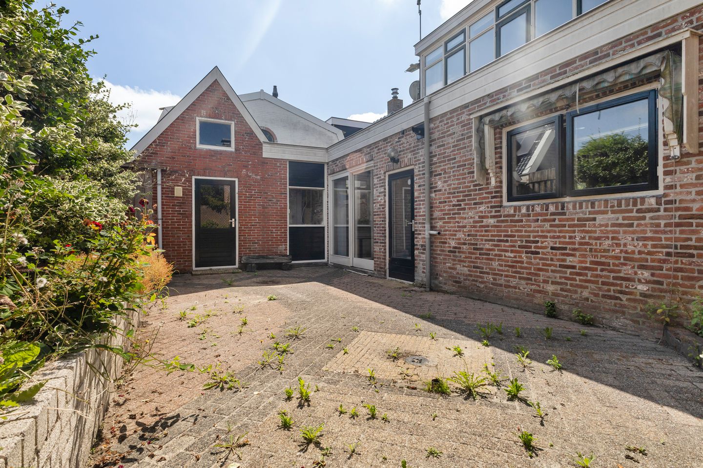 Photo 64 of Uniawei 39