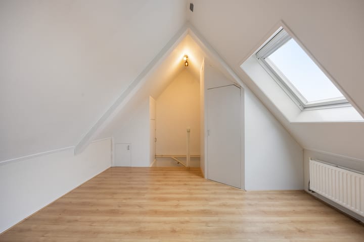 Foto 21 van Burgemeester Smeelelaan 37-C