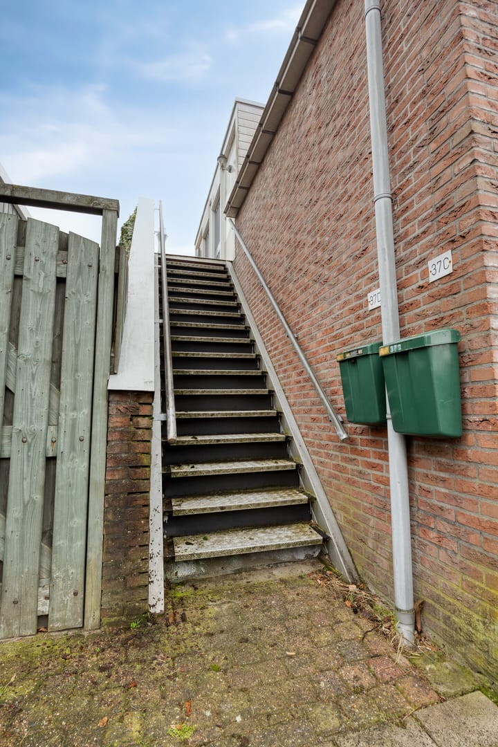 Foto 25 van Burgemeester Smeelelaan 37-C