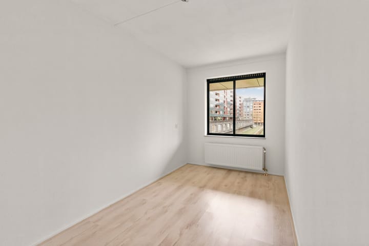 Photo 19 of Gerrit Mannourystraat 1