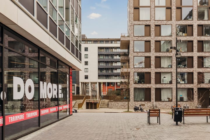 Photo 34 of Gerrit Mannourystraat 1