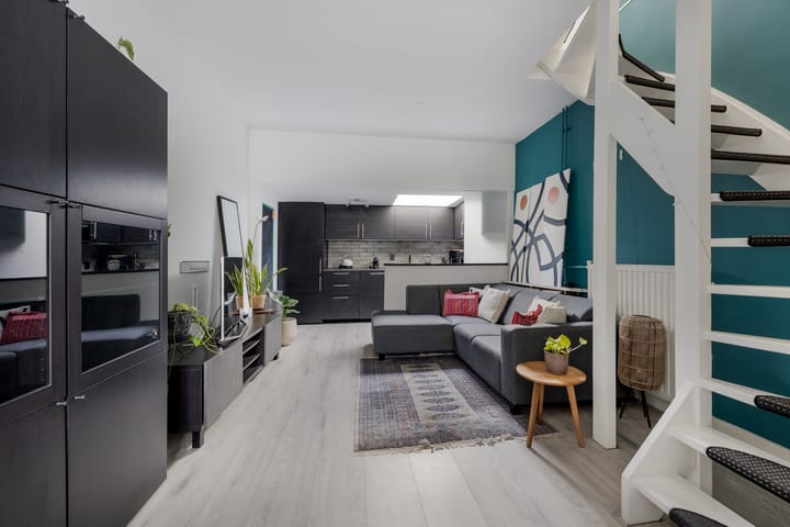 Photo 3 of Leliestraat 46