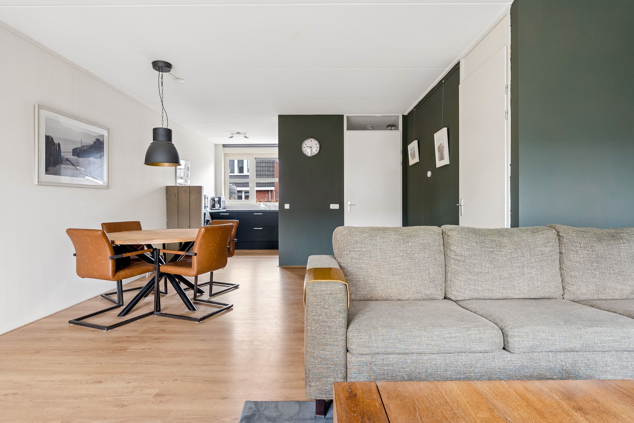 Foto 12 van Zilversmid 8