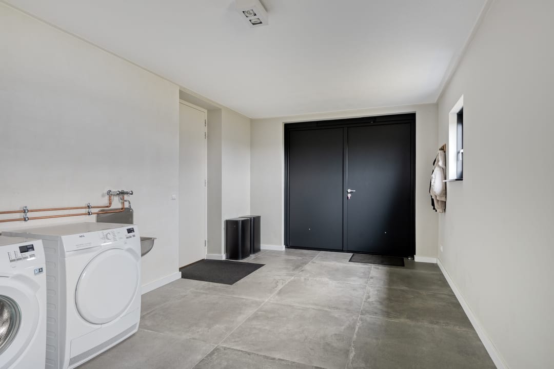 Foto 32 van Langeweg 153-B