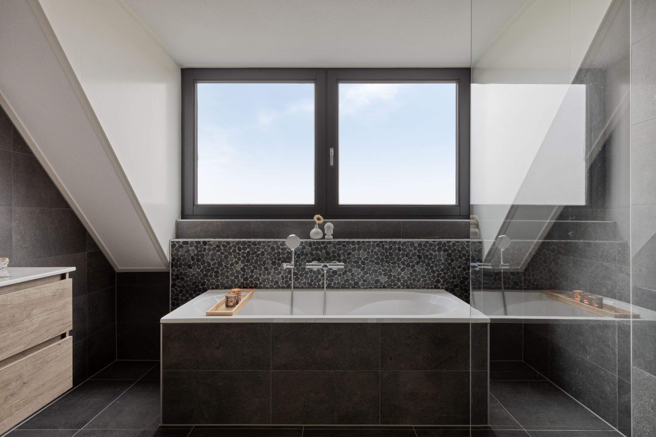 Foto 42 van Langeweg 153-B