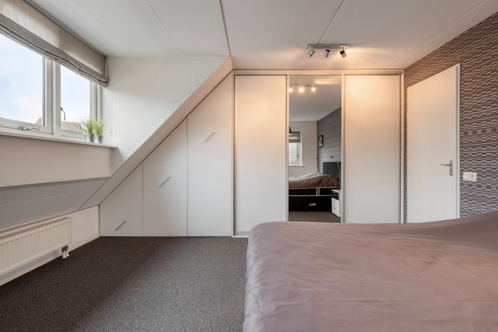 Photo 41 of Botter 15