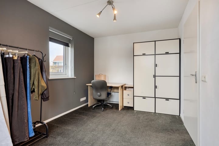 Photo 45 of Botter 15