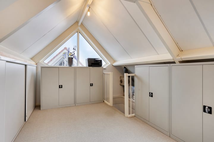 Photo 48 of Botter 15