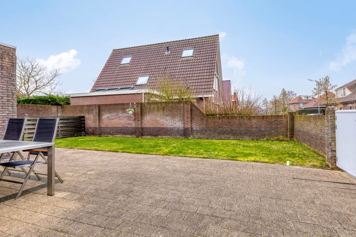 Photo 54 of Botter 15