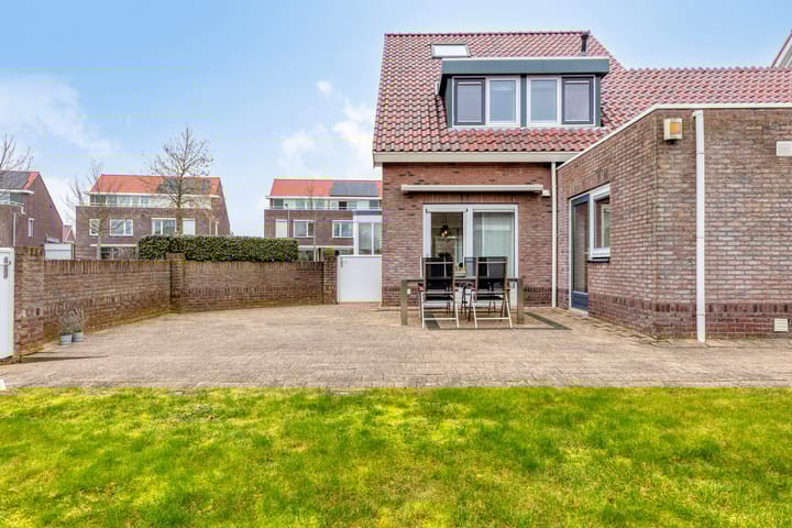 Photo 57 of Botter 15