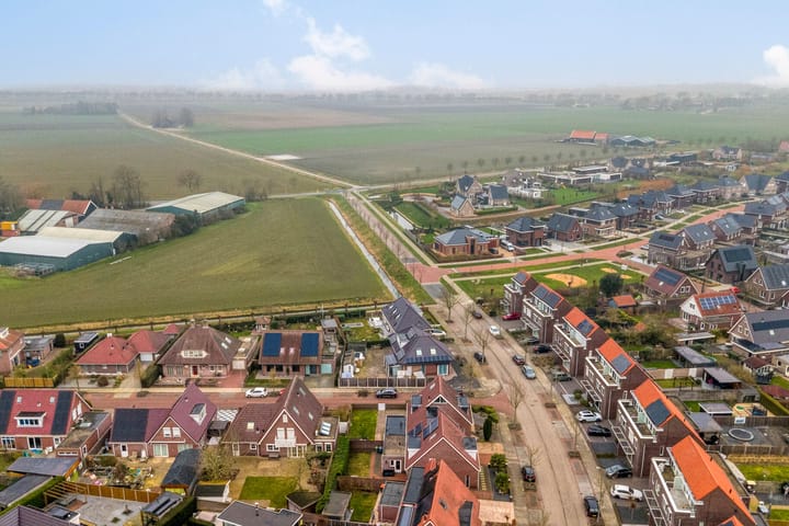 Photo 65 of Botter 15