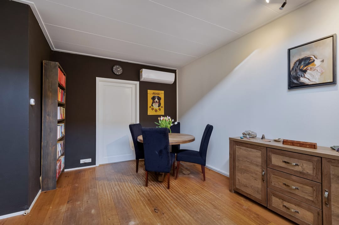 Photo 17 of Van Harenstraat 45