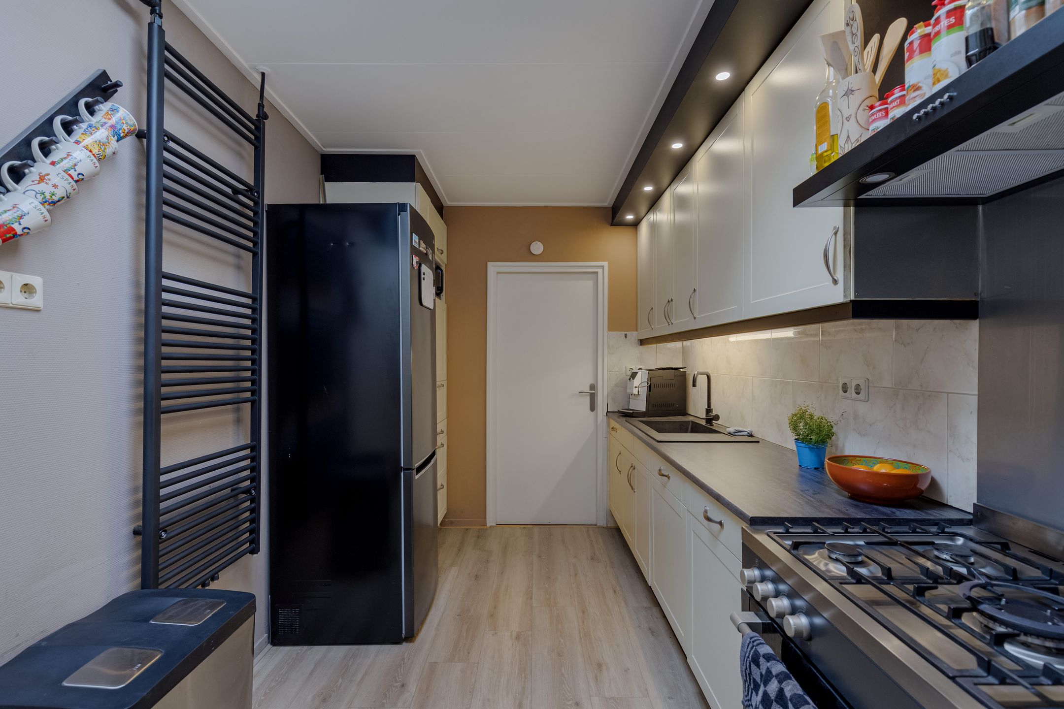 Photo 21 of Van Harenstraat 45