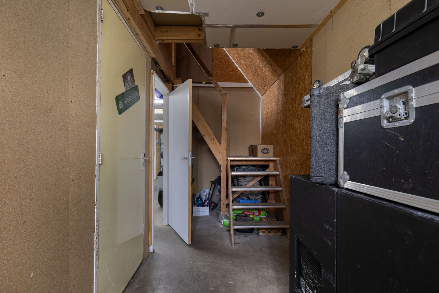 Photo 35 of Van Harenstraat 45