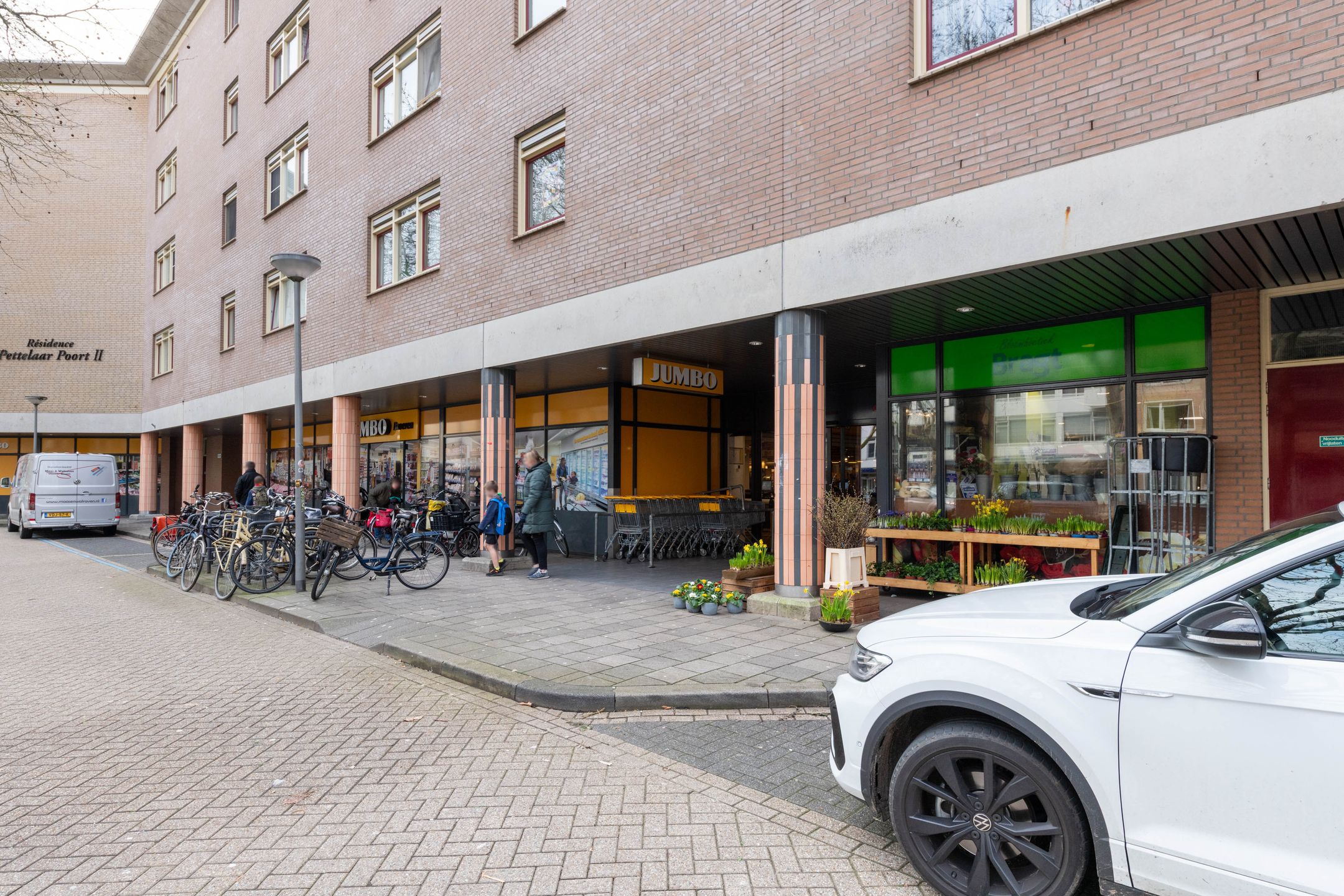 Foto 42 van Pettelaarseweg 247-A