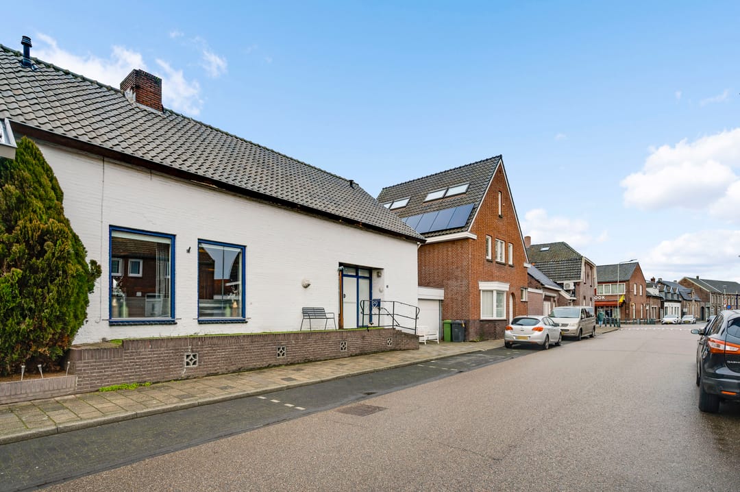 Foto 46 van Burgemeester-Joostenlaan 4