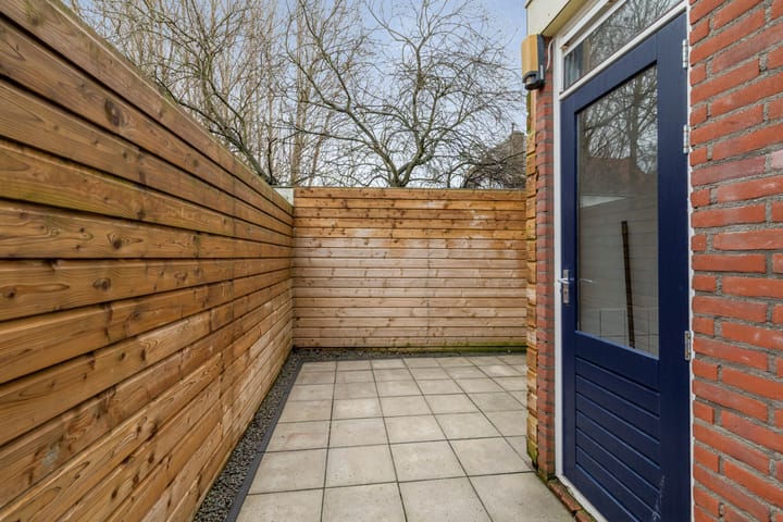 Foto 22 van Ooststraat 9