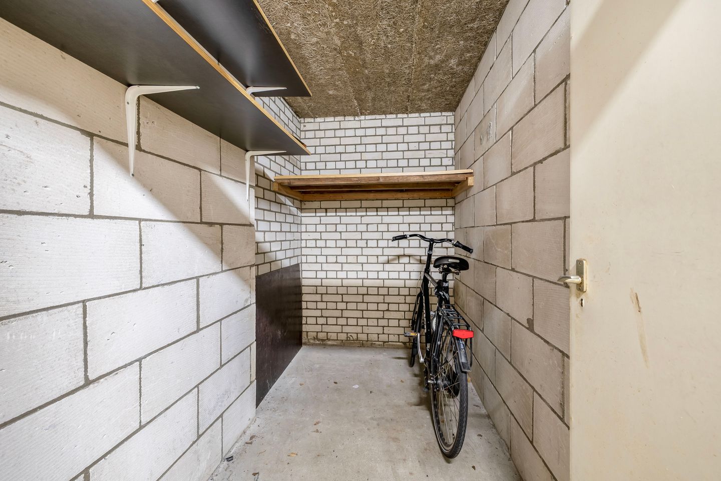 Photo 35 of Spaansgroenstraat 14