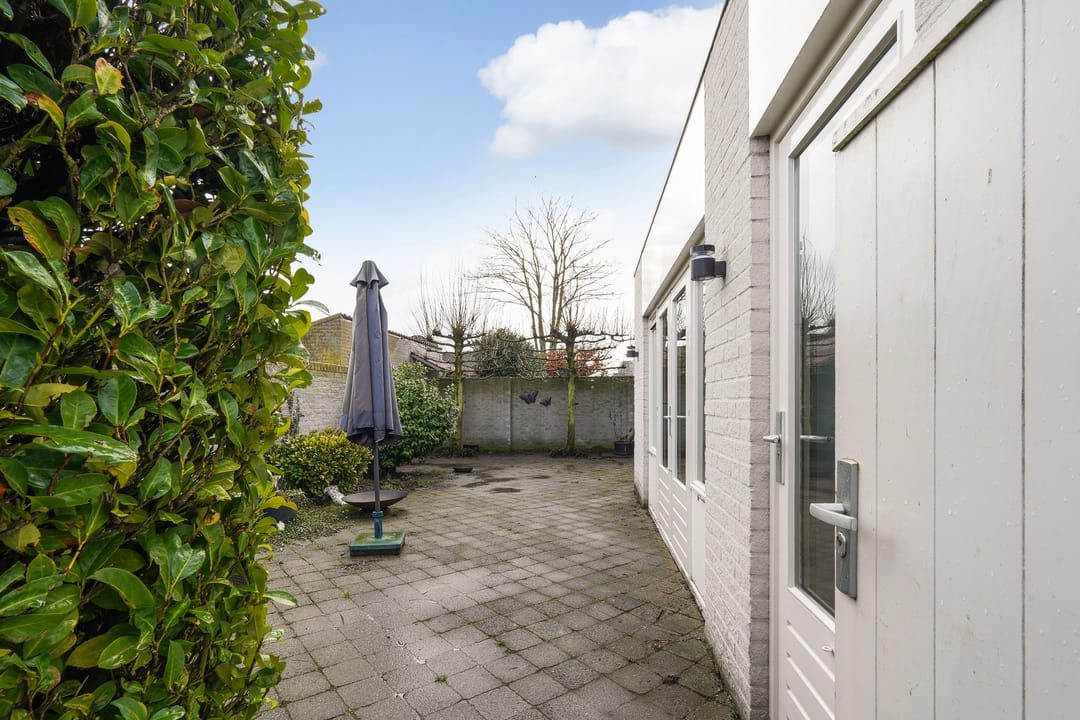 Photo 41 of Jan Linthorststraat 35