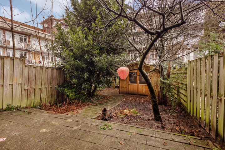 Photo 3 of Orteliusstraat 57-H