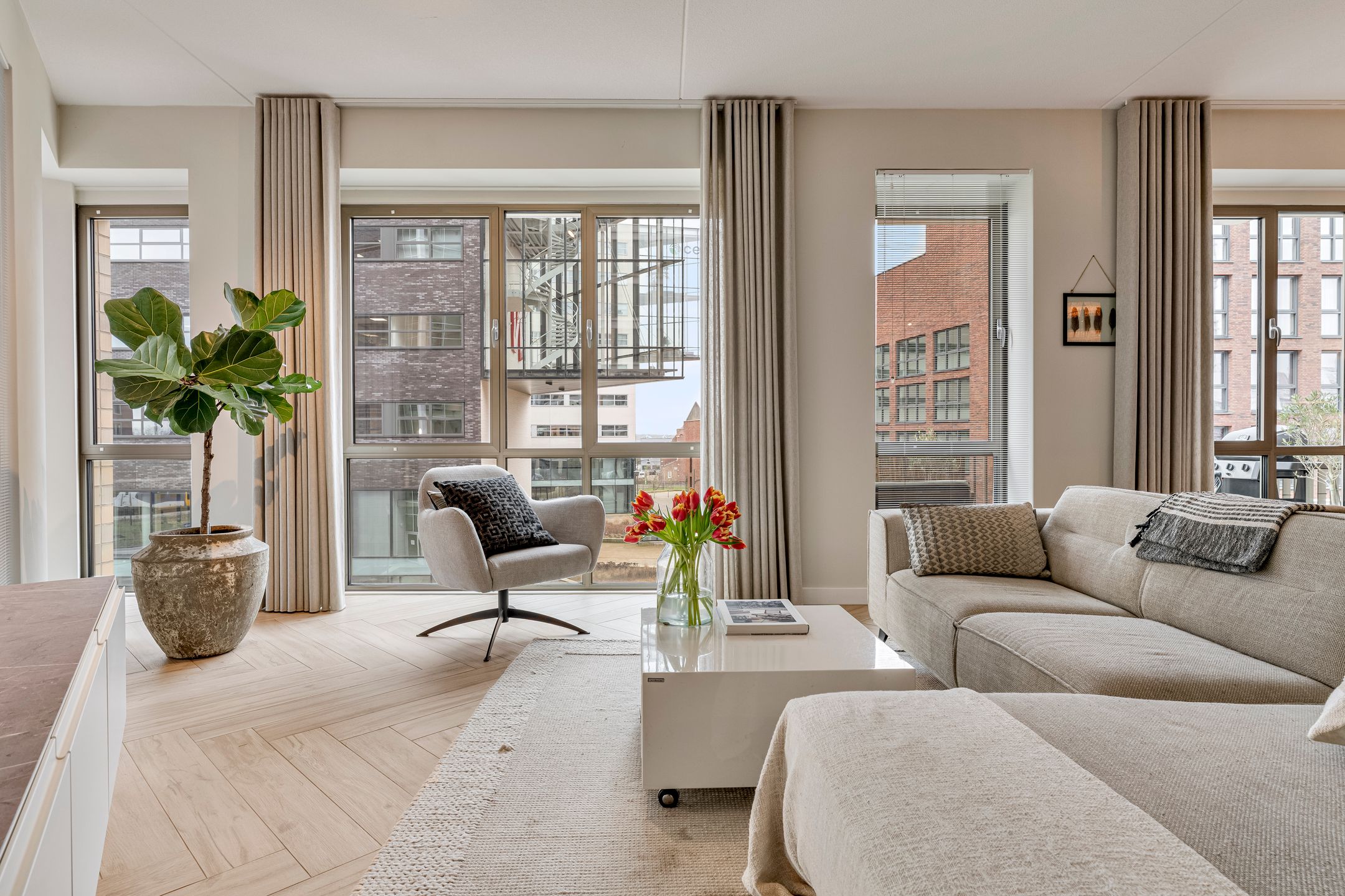 Foto 3 van Kanseliersplein 166