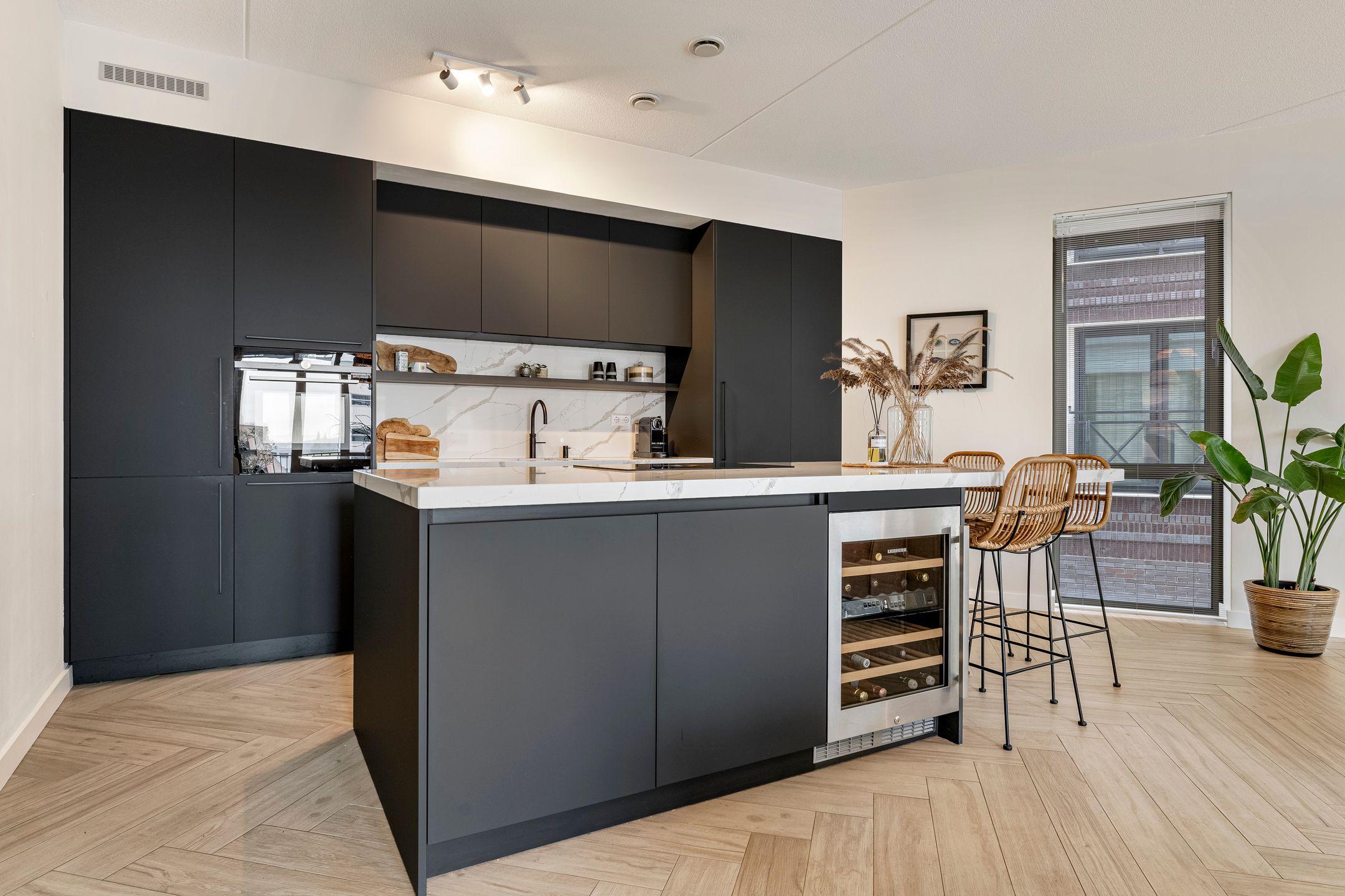 Foto 9 van Kanseliersplein 166