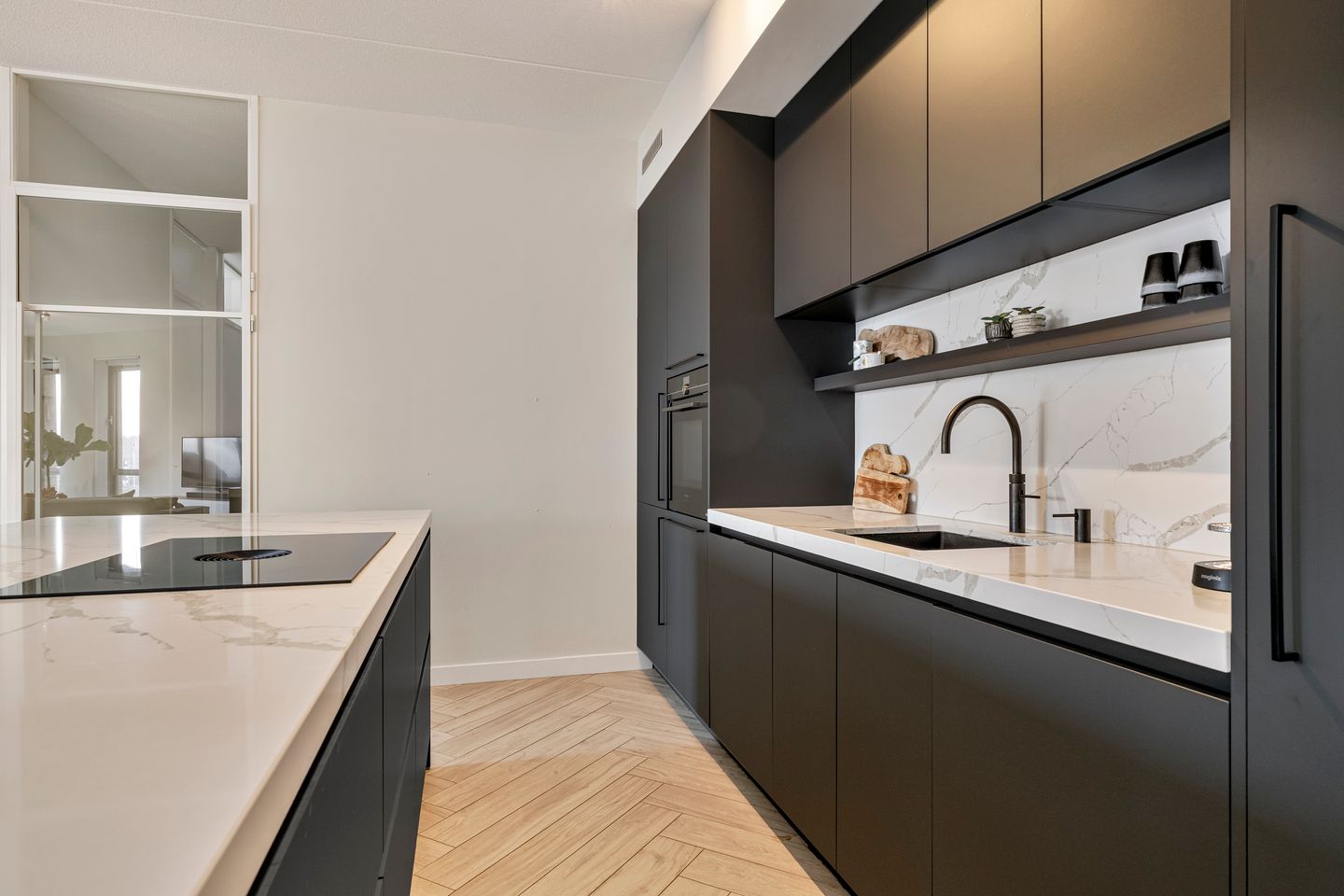 Foto 14 van Kanseliersplein 166