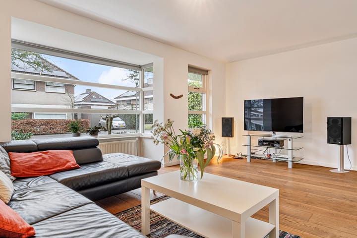 Photo 4 of Regenwulplaan 45