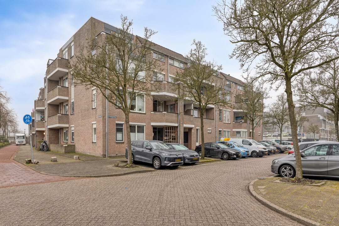 Photo 2 of Ilpendamstraat 22