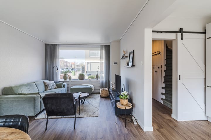 Foto 2 van Esdoornstraat 18